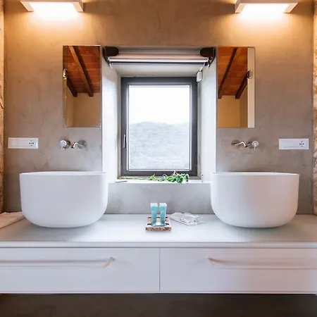 Torre Di Baratti Bio Популония